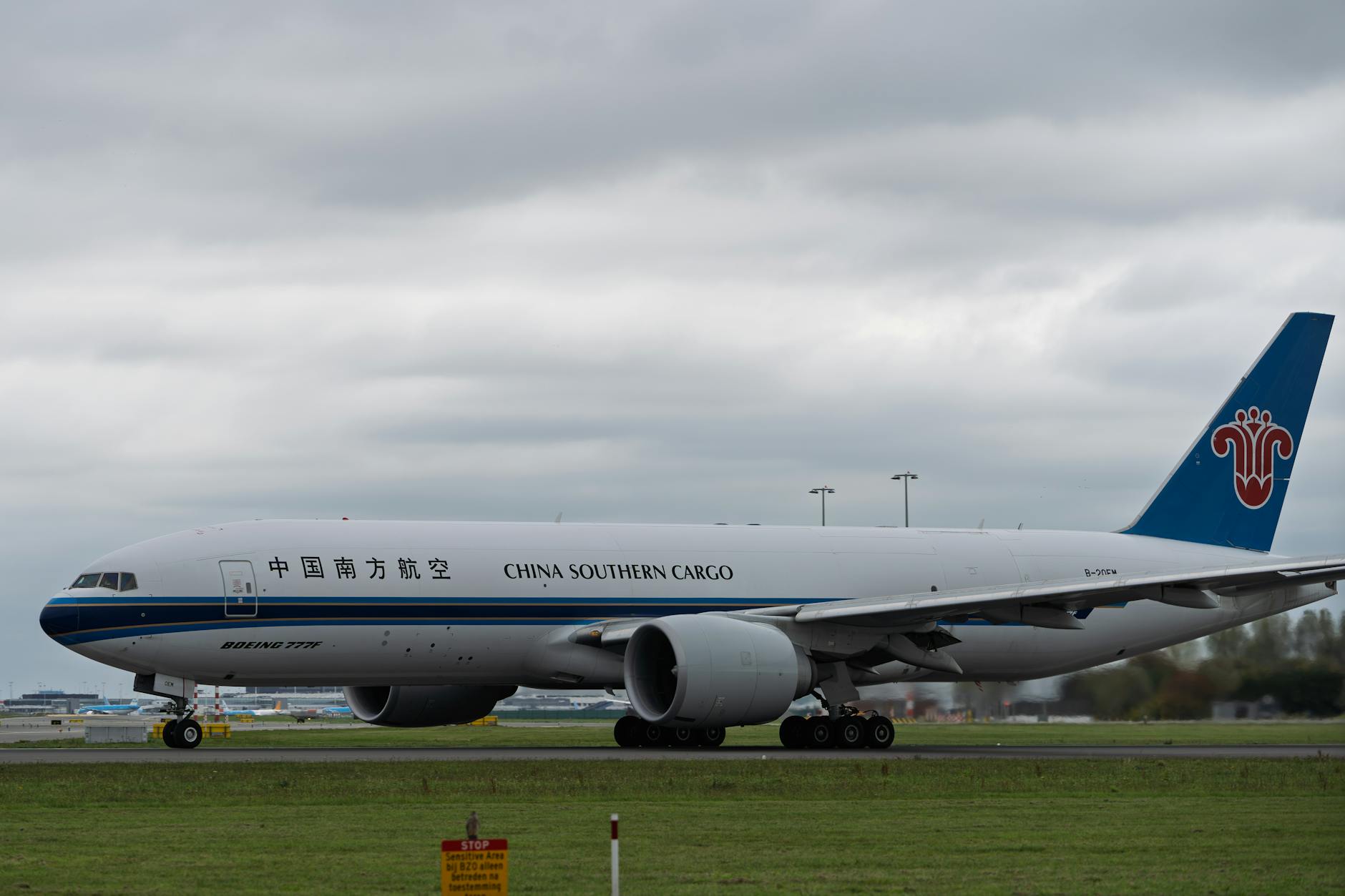 flyers-cn 配图